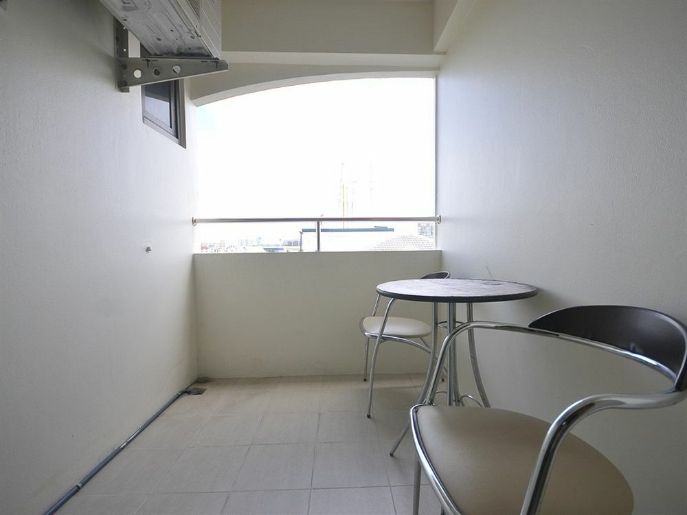 P Park Residence Charansanitwong Bangkok Exterior photo